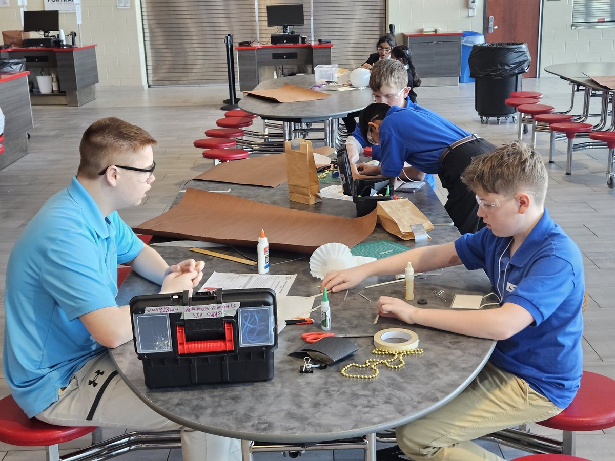GettysburgTSA's tweet photo. Some of our @GASD_PA @GettysburgMS problem solving teams hard at work at the Region 3 @PennsylvaniaTSA  conference.

#warriorway https://t.co/pv8xfbG5MG