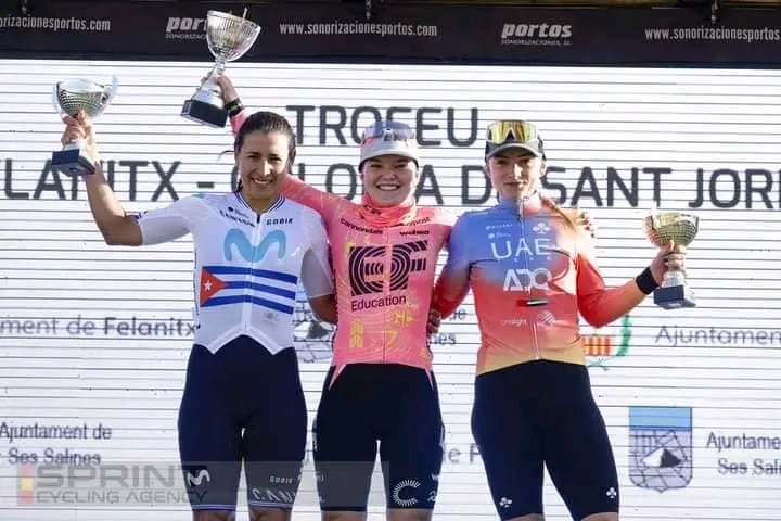 RadioGranma's tweet photo. La ciclista #Manzanillera🇨🇺 Arlenis Sierra Cañadilla logró @hoy su primer podio en la temporada 2024, al alcanzar el 2do puesto en el Trofeo Felanitx - Colonia Sant Jordi, tras Noemi Rüegg (EFC)
#OrgulloGranmense #CiclismoDeRuta @Movistar_Team @GobiernoGranma https://t.co/iajuEiSwZI