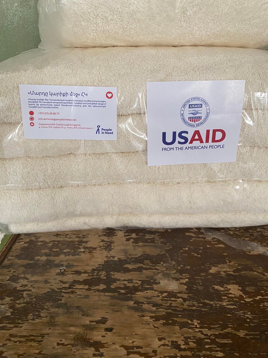 people_in_need's tweet photo. 🥶❄️Cold weather is now compounding the severe social conditions resulting from the displacement from #NagornoKarabakh. With @USAIDSavesLives, our colleagues from @PIN_Armenia provided #winterisation packages to about 400 families in Vayots Dzor in #Armenia. https://t.co/SWOpsTwtxG