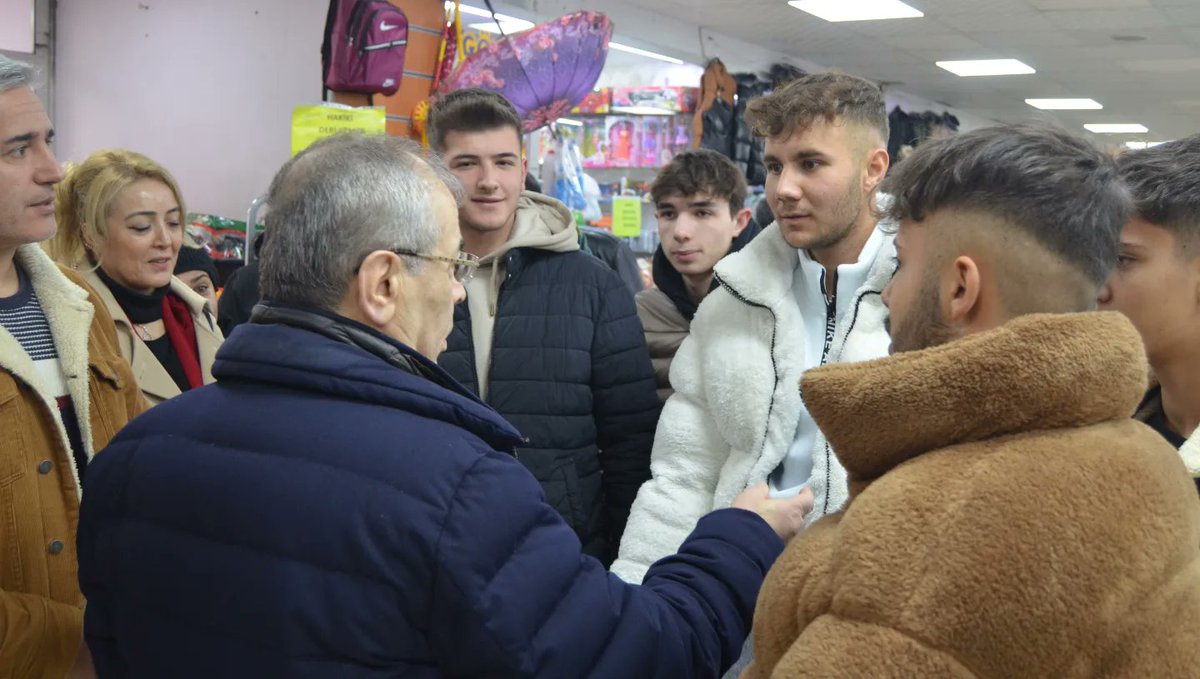 iyipartisivaskp's tweet photo. #Sivas iyi Parti belediye başkan adayı Sn.@58mehmetceylan İYİ PARTİ  teşkilatı'ile Sivas Terziler Çarşısı esnaf ziyareti. @iyiparti @meral_aksener @volkankarasu_ @Karamukluoglu @avunzileyuksel @RuziyeT @gulumser_birol @iyiharekat @iyipartibskent @iyipartiduyuru_ @iyipartikadin_ https://t.co/QR34BlHaPw