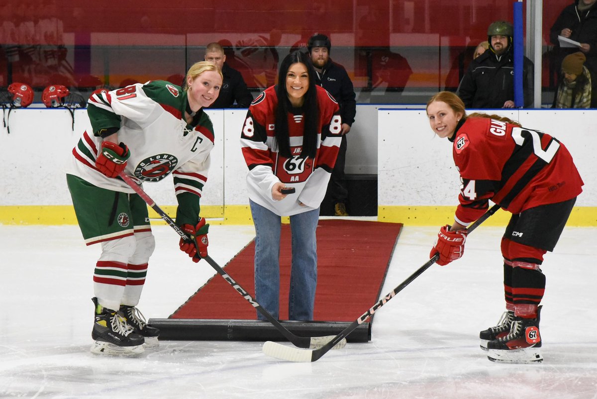 OttawaJr67s's tweet photo. Thank you @88Adzija and @PWHL_Ottawa for making dreams come true last night at our game! You are a tremendous role model and inspiration to our athletes.
#67sAA #Jr67s https://t.co/JPw0TBKu5Y