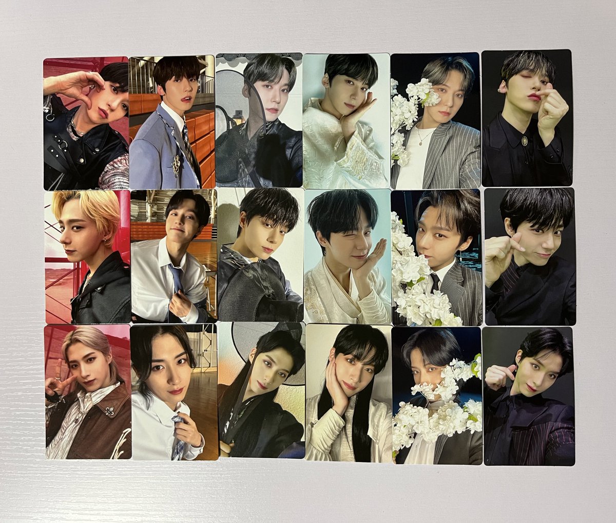 daeri_pala's tweet photo. 원어스 ��카 양도합니다

애플뮤직 디어마이뮤즈 디마뮤 메이크스타
멕스타 원더월 에버라인 비젠트

앨범 포카 장당 - 0.2
대량가능

오픈 카톡으로 문의주세요

원어스 ONEUS 서호 이도 건학 건희 환웅 시온 동주 포토카드 포카 미공포 양도 분철 https://t.co/R1hkv5CBGy
