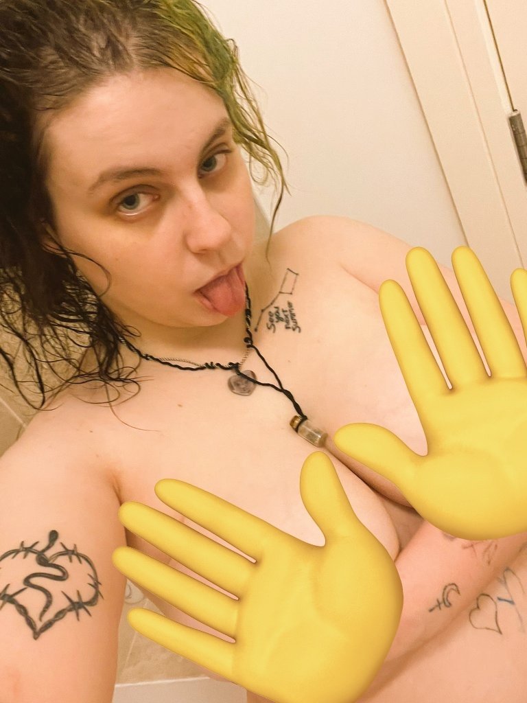 MoonsLittleOF's tweet photo. My tits are so heavy... Wanna help me hold them Daddy?💜

#OF #OnlyFans #Orgasm #Cumshot #Creampie #BigTits #Orgasm #Squirt #Titjob #Facial #Anal #FreeUse #Rape #Breeding #Distraction #Daddy #Fucktoy #CumSlut #CumDump #CumWhore #Whore #Slut #Big #Fat #Cock #Juicy #Thick #Tits https://t.co/YI3DZu0dsb