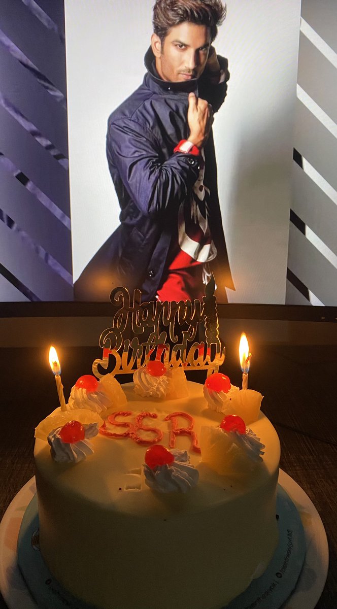 Its_Zeusss's tweet photo. You're my idol my inspiration Sush, always remember that I love you FOREVER. I know you can see all of this. I wish you were here now.
Happiest birthday to my Alien hunter, my Rockstar, my Universe. Happiest birthday to the one I loved, love and will forever love the most @itsSSR https://t.co/kc4WYbXtXm