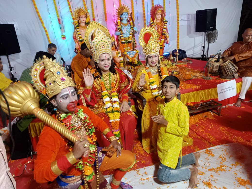 dixit_actor's tweet photo. हे राम 🙏! 
अयोध्या में २२/०१।२४ को रा�� जी के प्राण प्रतिष्ठा के शुभ अवसर के उपलक्ष्य में २०/०१/२४ को मुंब�� के एक विशेष कार्यक्रम में पुनः राम जी का चरित्र निभाने का सौभाग्य प्राप्त हुआ। 
जय श्री राम 👏 https://t.co/22kAZicalb