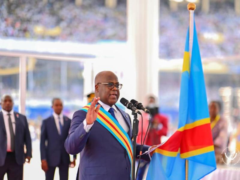 julienpalukucom's tweet photo. Un petit jeu de lettres et de mots.
Coïncidence, hasard, prophétie ou destin en ce jour d'investiture du PR @fatshi13.
Retenez :
Félix TSHISEKEDI,le No 20, élu le 20 décembre 2023 pour être investi le 20 janvier 2024. 
Auusi, le 20 se trouve  dans 2023 et 2024, années d'élection et de son investiture.
Quid?
Peut être qu'il faudra identifier 20 grandes actions au cours de ce mandat dans les domaines prioritaires. 
Peut être qu'il faudra identifier 20 réformes prioritaires qui replacent la RDC sur l'orbite des États modernes. Tout cela- peut être pour faire de Félix TSHISEKEDI le Champion de la refondarion du Congo ces 20 dernières années depuis la fin du 20 ème siècle. 
Ce n'est pas L'ÉLOGE DE L'ILLUSION, dixit Julien PALUKU mais L'ARTICULATION DU POSSIBLE. Allons-y seulement. @Fatshi20 @TopCongo @radiookapi @rtncofficielle1
