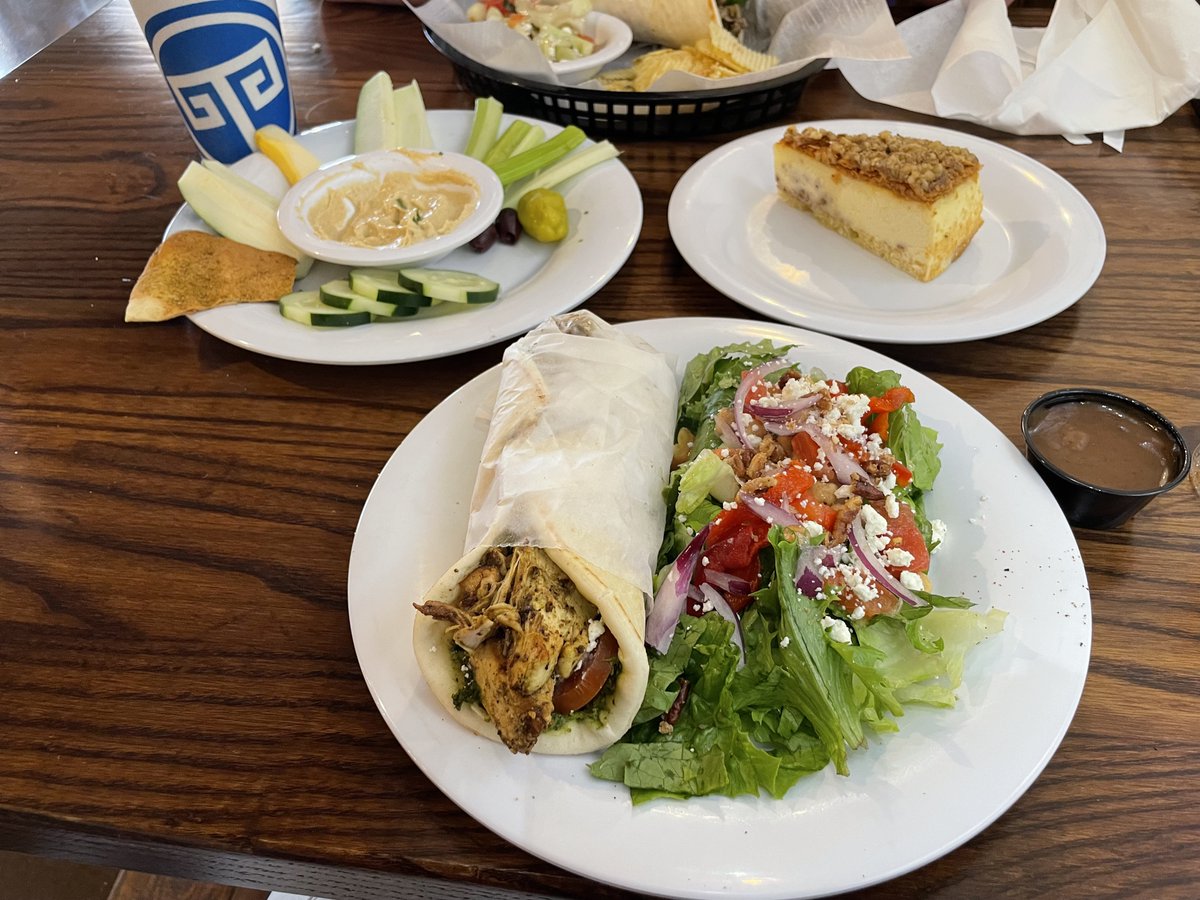 Tazikis in Tupelo always hits the spot, and we love their squash and hummus! 💜😇💜
#aevlunchadventures #angeleyesvision #AEV #memphis #jackson #tupelo #eyeexam #glasses #eyecare #contacts #optometricphysician #eyedoctor #cataracts #healthcare #kingcarrotadventures #eyeexam