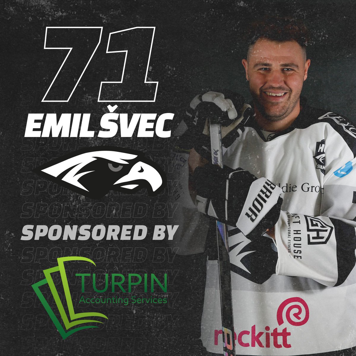 GOOOOAAAAALLLL SEAHAWKS! 🦅

The puck very fortunately drops in front of Emil Svec who has an open cage and can’t miss to get his HAT-TRICK GOAL timed at 30:08!!! 🎩🎩🎩

🚨 #71 Svec
🍏 #24 Bartholomew
🍎 #21 Chamberlain

🦅 5-0 🐝