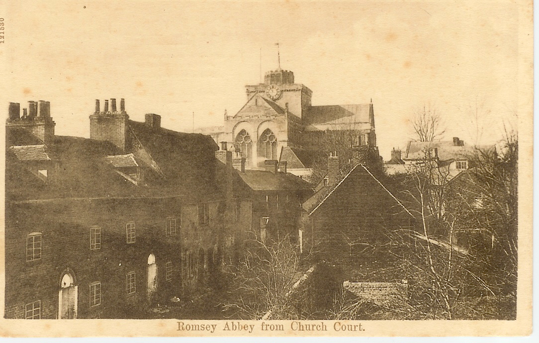 The #KingJohnsHouse #AlphabetChallenge #WeekC: Church Court. For hundreds of years this poor part of #Romsey kept its secret. A medieval house concealed within its dampened plaster and crumbling masonry. More #History, more #Heritage, @moreTestValley