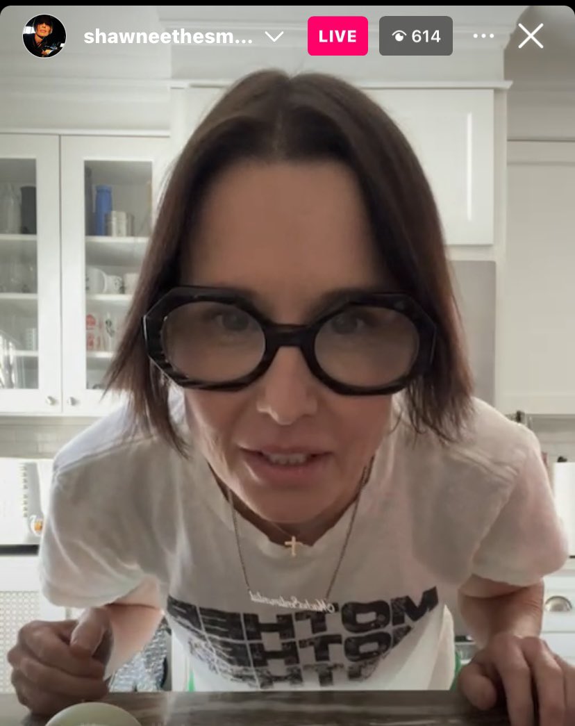 lorrainesfiles's tweet photo. looking at you with my silly eyes https://t.co/PrHigxgwex