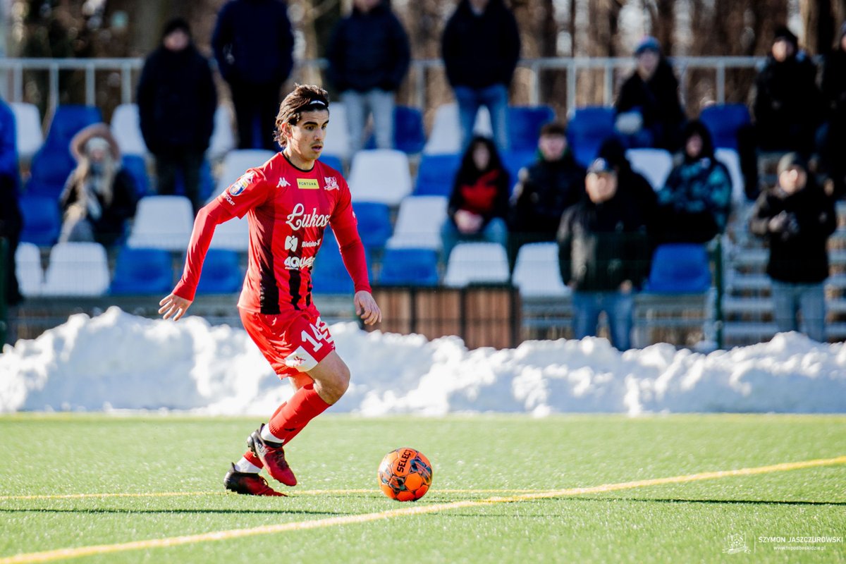 ⚽️ Primer partido de <a href="/MarcoSiverio/">Marco Siverio</a> 🇪🇸 tras su reciente fichaje por el Podbeskidzie y primer gol. 

Fue en el amistoso ante el Hutnik Kraków de Liga II con triunfo 5-2 de los de Bielsko-Biała. El delantero canario hizo el 4º de los suyos
#Fortuna1Liga