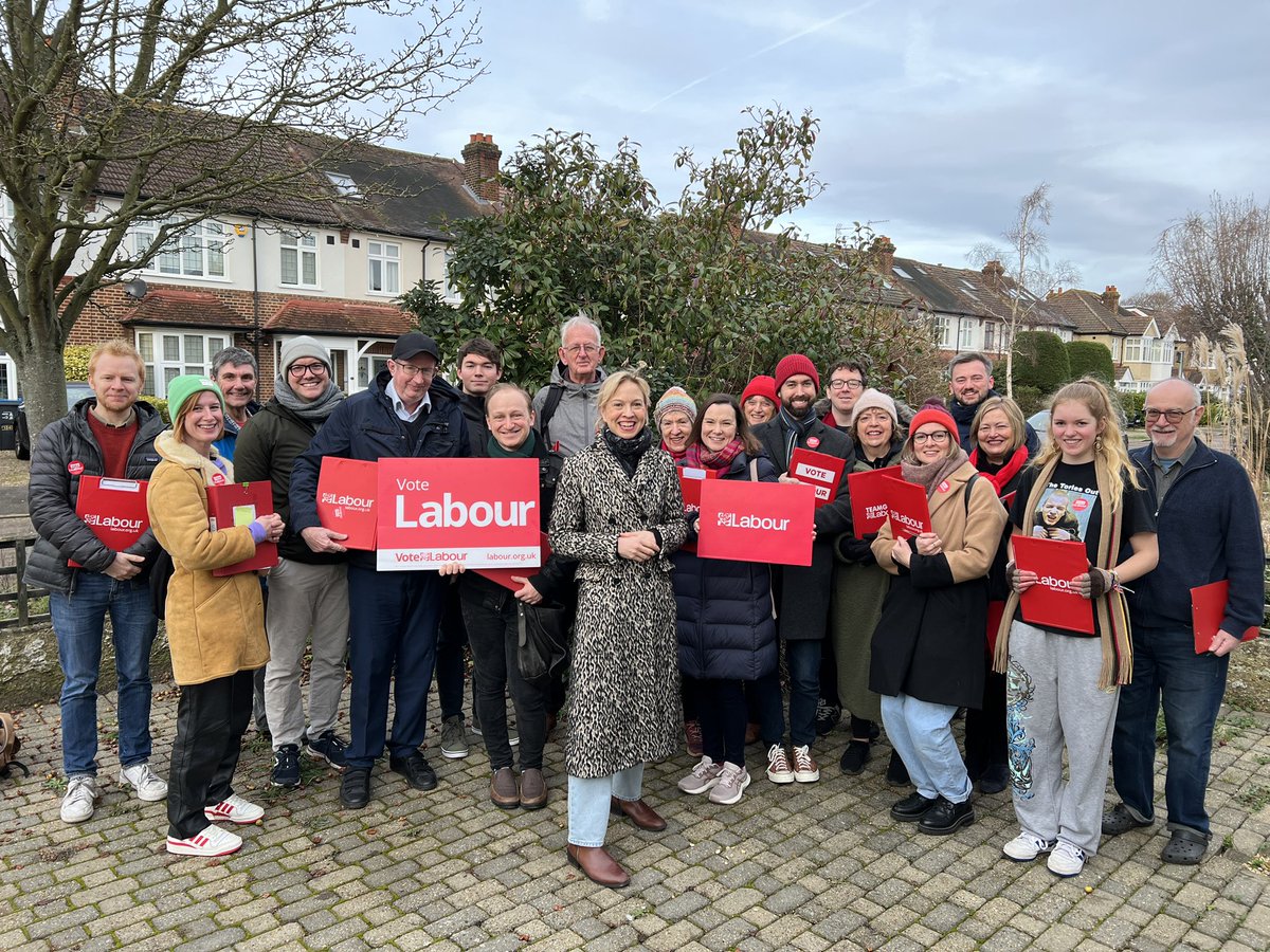 Just some of the people who turned up to support @eleanorSW19 in Wimbledon today, some of them first time canvassers. Exciting things happening! Come and join us next weekend