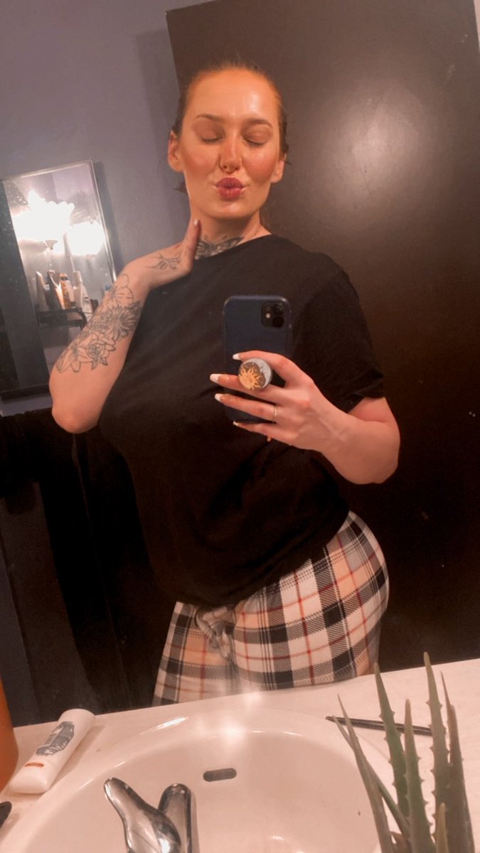 hermoineXXX's tweet photo. Better than your last I can promise you that. 🫶🏻❤️🚩 https://t.co/rlVV54m7XQ