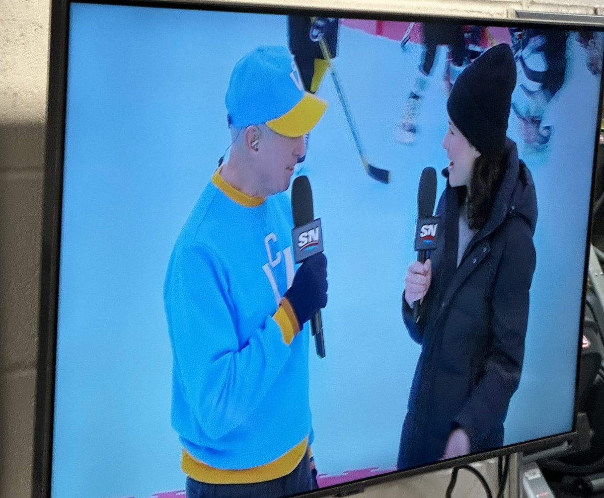 sammydsays's tweet photo. Ron MacLean looking like a TikToker was not on my 2024 bingo card. https://t.co/2hOWENZVvG