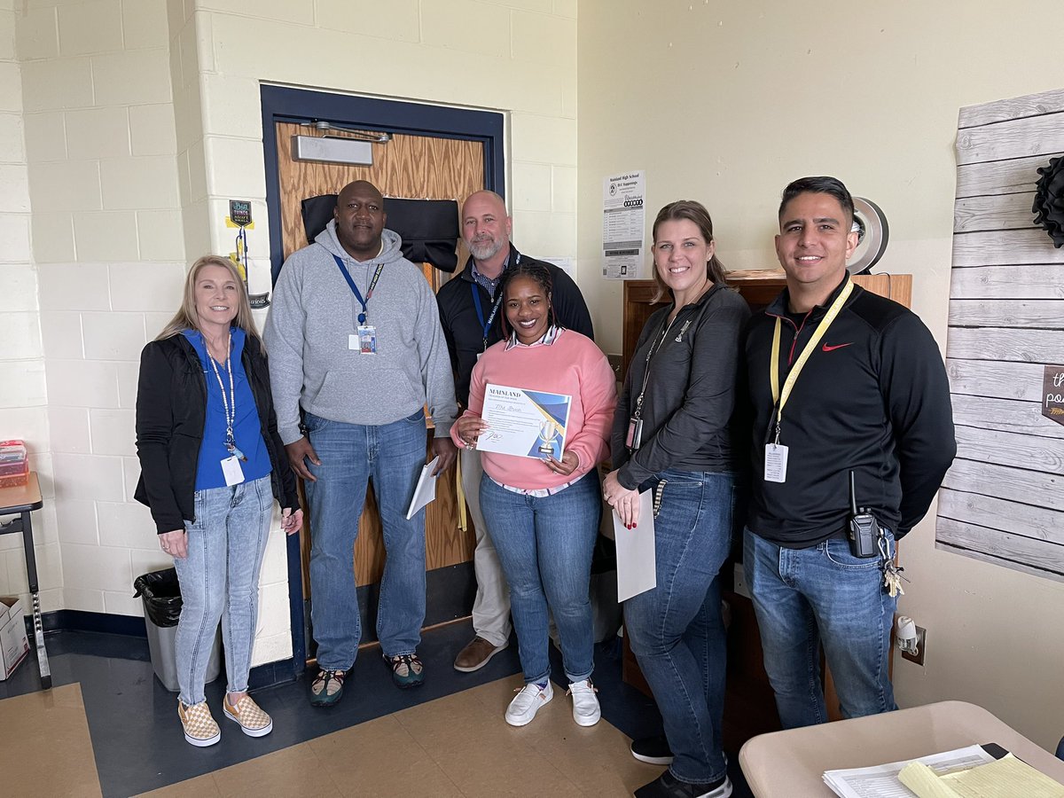 Mainland High School tweet media