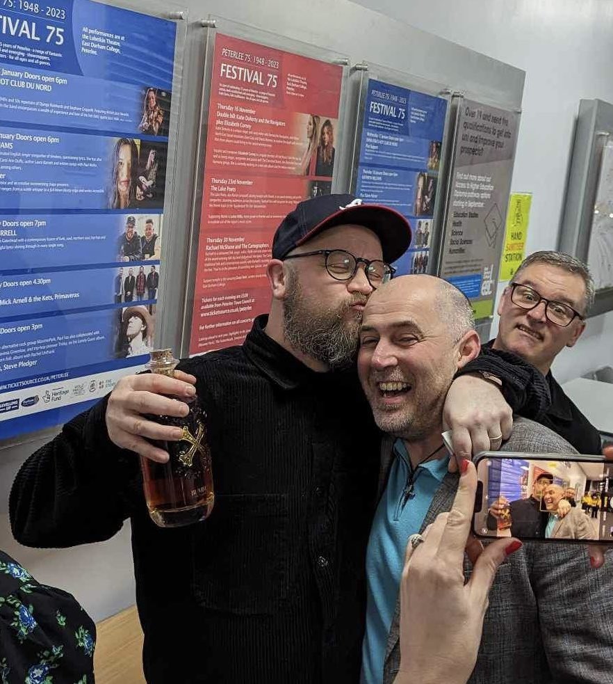 Just got this sent to me ha.  Getting me baldy head kissed off <a href="/JohnTurrell/">John Turrell🌹</a> 😂😂😂<a href="/SmooveTurrell/">Smoove & Turrell</a>