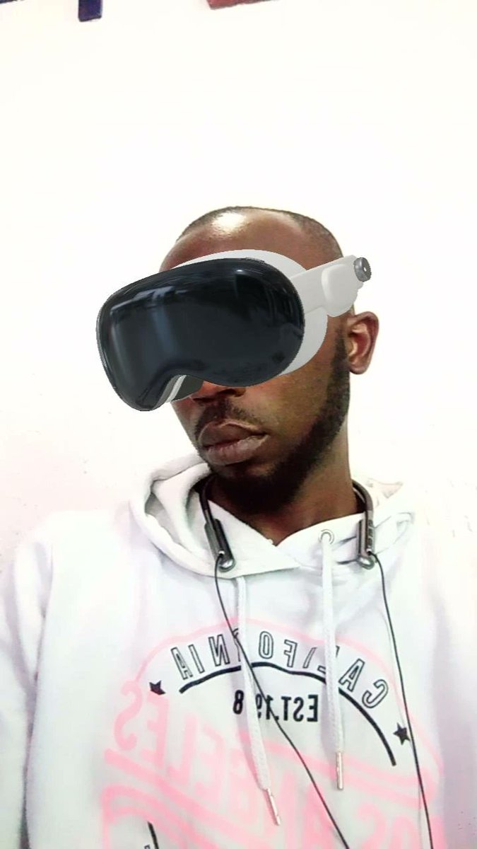 Le Apple Vision Pro, actuellement en rupture de stock 24 heures après l’ouverture des précommandes. Les nouvelles commandes seront livrées en mars.  #AppleVisionPro #SpatialComputing #MR