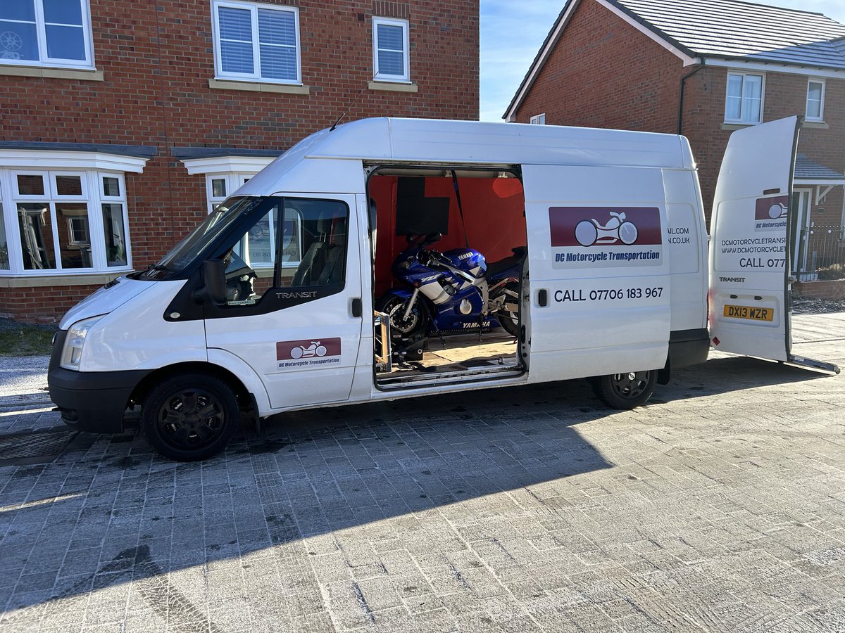 dc_motorcycle's tweet photo. Very cold morning but a very happy new Yamaha R6 owner https://t.co/4HAgHzZ9G4