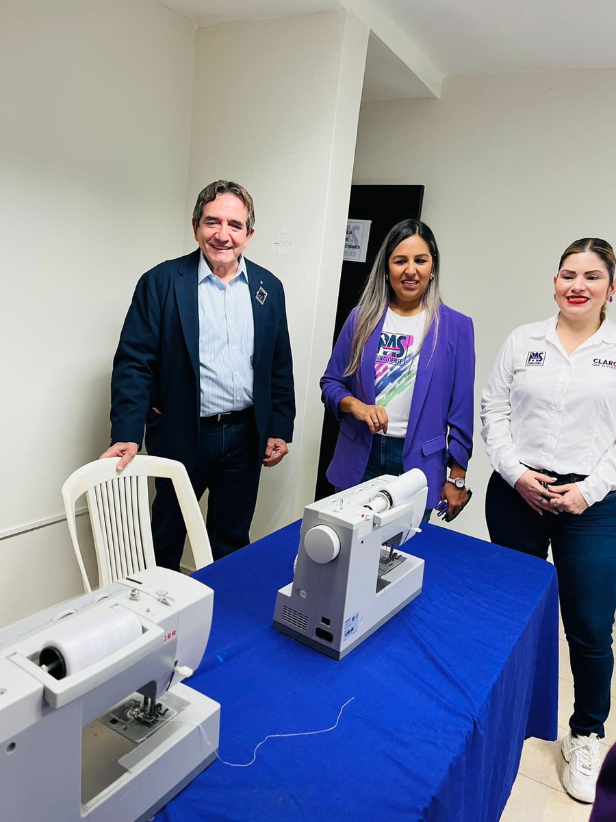melesiocuen's tweet photo. Con la inauguración de las nuevas oficinas del PAS Mazatlán, la ciudadanía tendrá un lugar para aprovechar los diferentes programas sociales que tenemos, además, será un punto de reunión para los jóvenes y nuestros adultos mayores.
¡Vamos juntos por Sinaloa! #ClaroQueSePuede https://t.co/IHZEJn3GoL