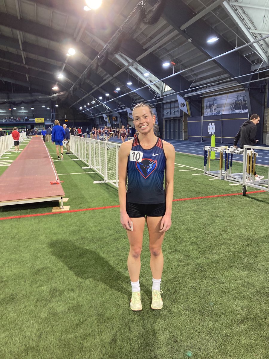 GeoffWayton's tweet photo. Big PR’s for the @DePaulXCTF milers to start the day at Notre Dame: Nina Amicon 4:48.72, Damian Rodriguez 4:06.15, and Mike Ronzone 4:09.17! Nina moves to #3 All-Time, Damian 2nd!  Not to be outdone
@TommyGoggin was first to the bus today. https://t.co/EJIGzgHHpu