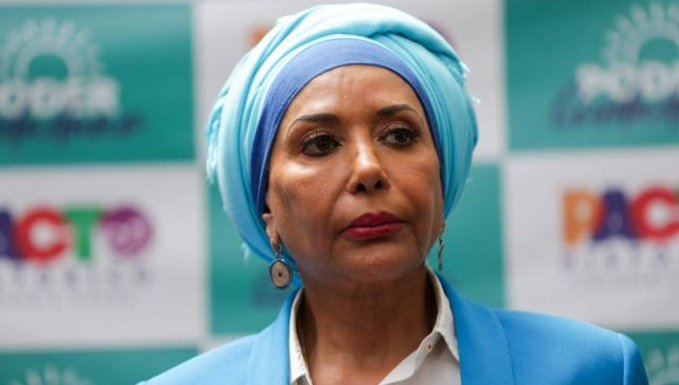 Alcesarlosuyo's tweet photo. Piedad Córdoba, Colombia pierde una gran luchadora y activista incansable de la causa por la paz. Líder, incondicional  defensora de los valores fundamentales,  su valentía, determinación por construir un mundo más justo y pacífico son un legado. QEPD. https://t.co/6X4AJhNdKa