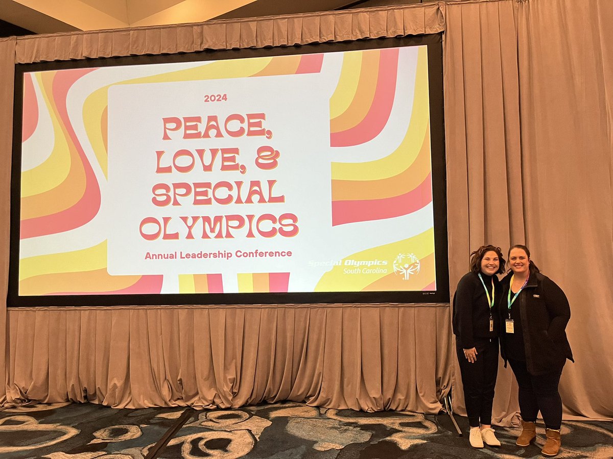 ms_motte's tweet photo. Having the best time at @sosouthcarolina’s leadership conference! @HandMiddleSC @RichlandOne https://t.co/4excqwQXt8