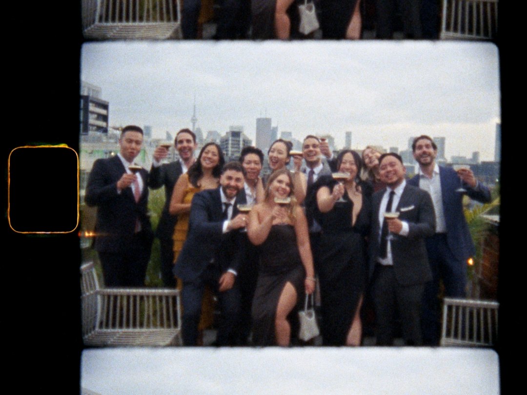 FrameDiscreet's tweet image. The beauty of Super8mm film...

Cinematography by Evan Ding mr.evanjding

Film scans by Frame Discreet framediscreet.com
Timed &amp;amp; Flat versions

Questions about filmmaking, film scanning, film in general?
infoframediscreet.com
416-901-5332