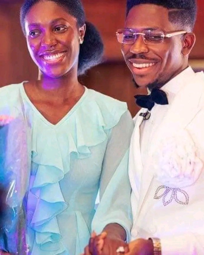 baridon_ernestb's tweet photo. Moses Bliss met his bride-to-be, on Instagram, proposed to her and he got a "YES". And now they'll be getting married soon. 

Congratulations to the soon-to-be married couple. https://t.co/xEIykvDL3d