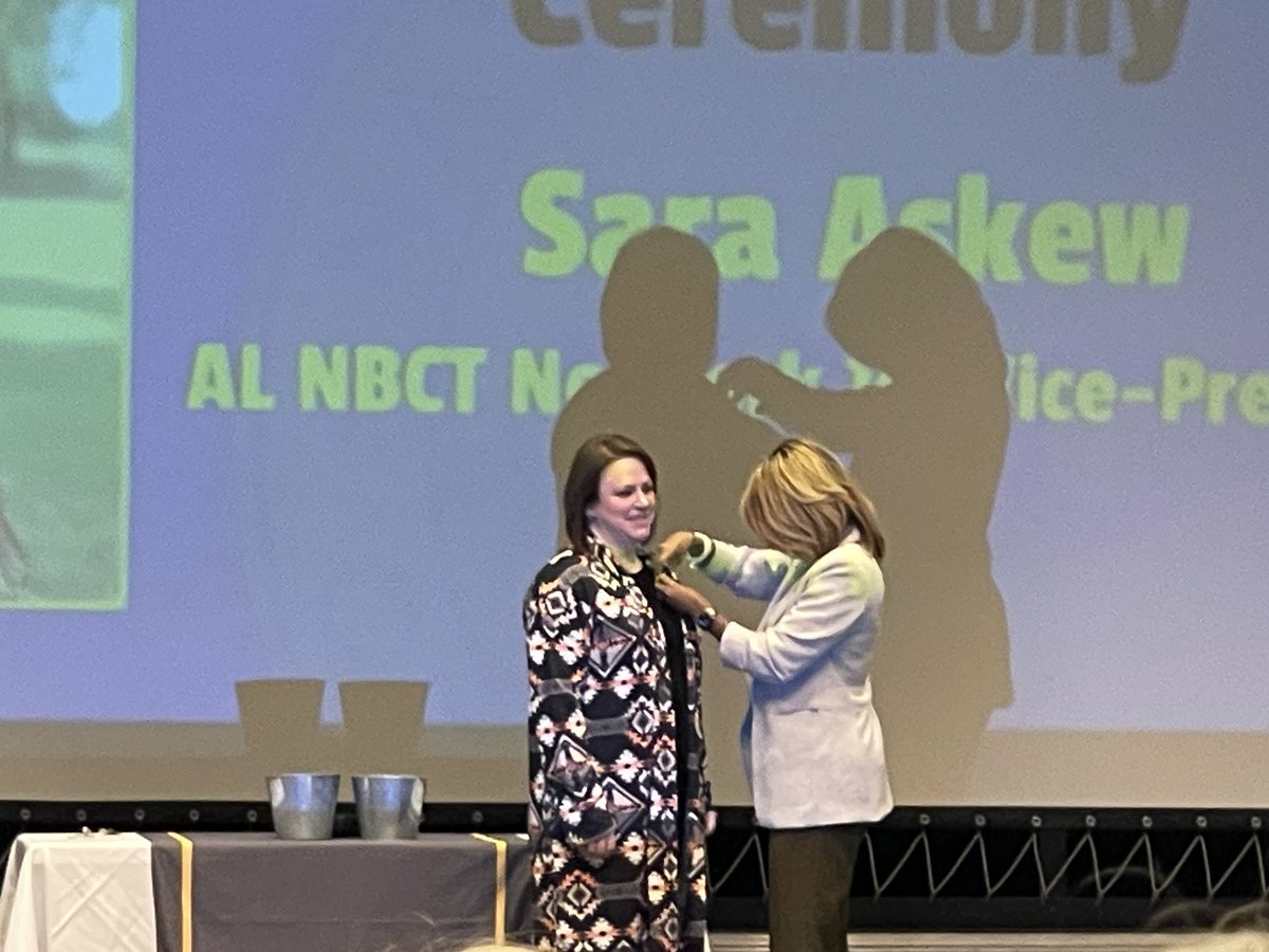 AUEARIC's tweet image. Check out some pics of Region 9 educators during the new and Maintenance of Certification pinning ceremonies! #teachingislife #neverstoplearningAlabama