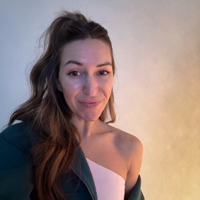 kelss_burton's tweet photo. #NewProfilePic https://t.co/NO5ahUj2DW