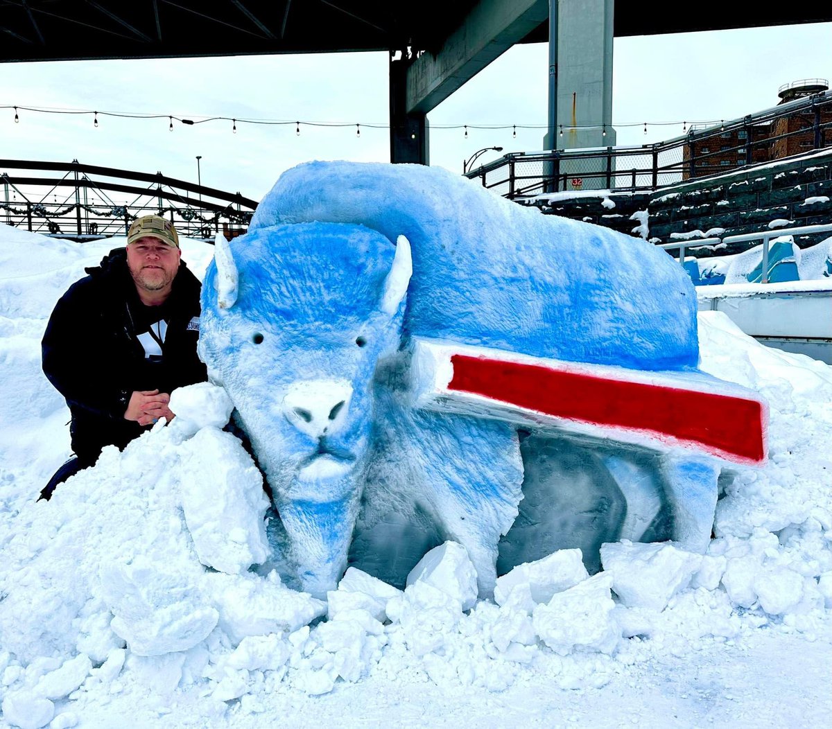 BillsMafiaBabes's tweet photo. Eric Jones is a gifted man. This just debuted at Canalside. https://t.co/xjVKN97s2p