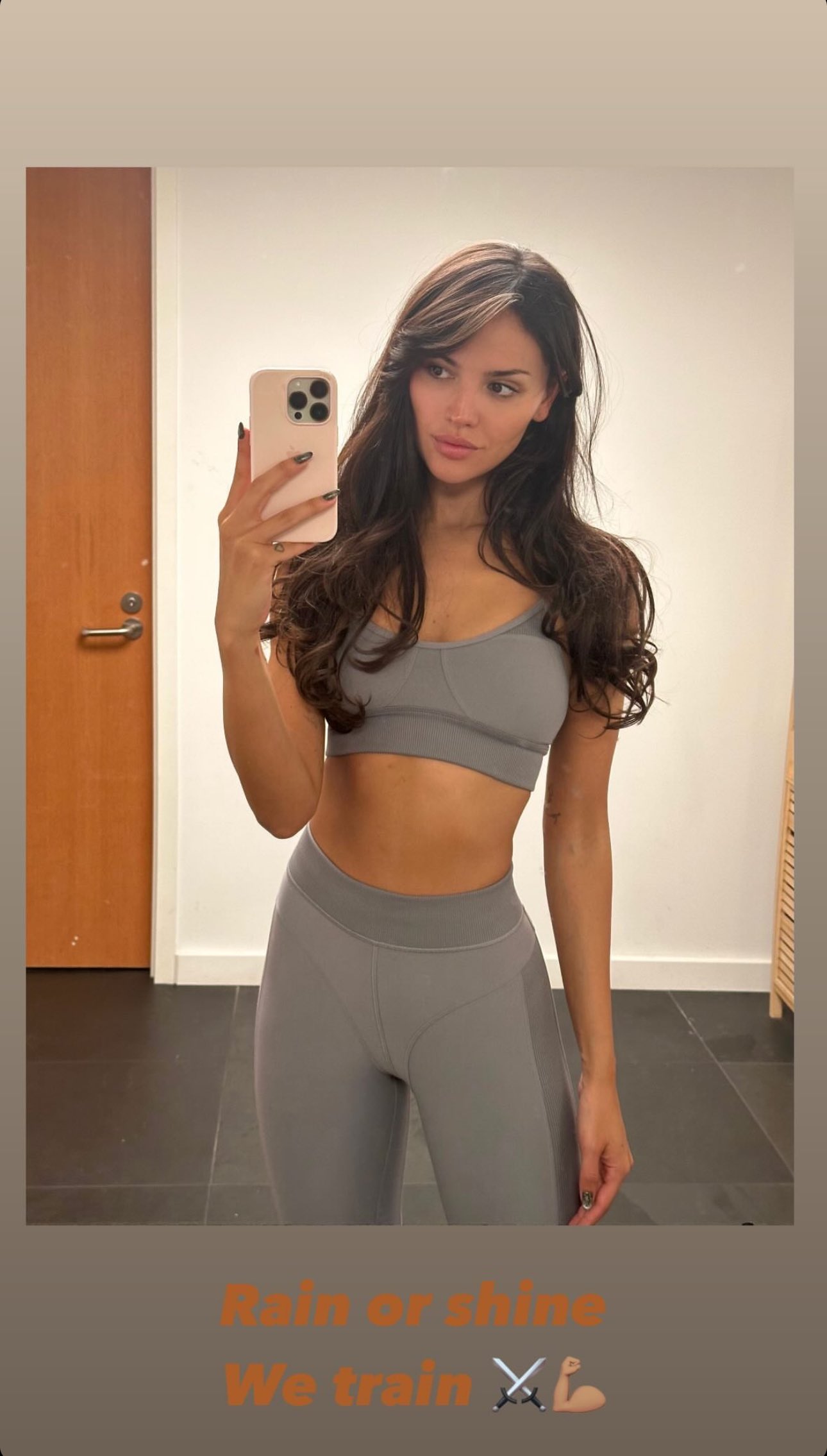 Eiza Gonzalez looks amazing in a crop top and leggings as she