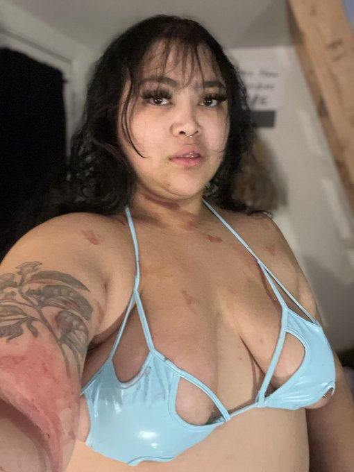 Period don&rsquo;t stop nothing but a sentence&hellip; #twblood   https://t.co/9wMIPtqYp1 https://t.co/vbaGUI3tt2<a href="/tag/twblood"class="tags">#twblood</a>