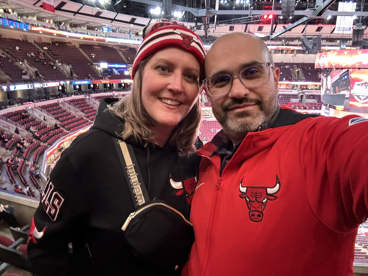 mash1074's tweet photo. There is a chill in the air. Let’s go Coby bring us a win tonight. Let’s go Bulls! #BullsNation https://t.co/Zx2TkuEpLv