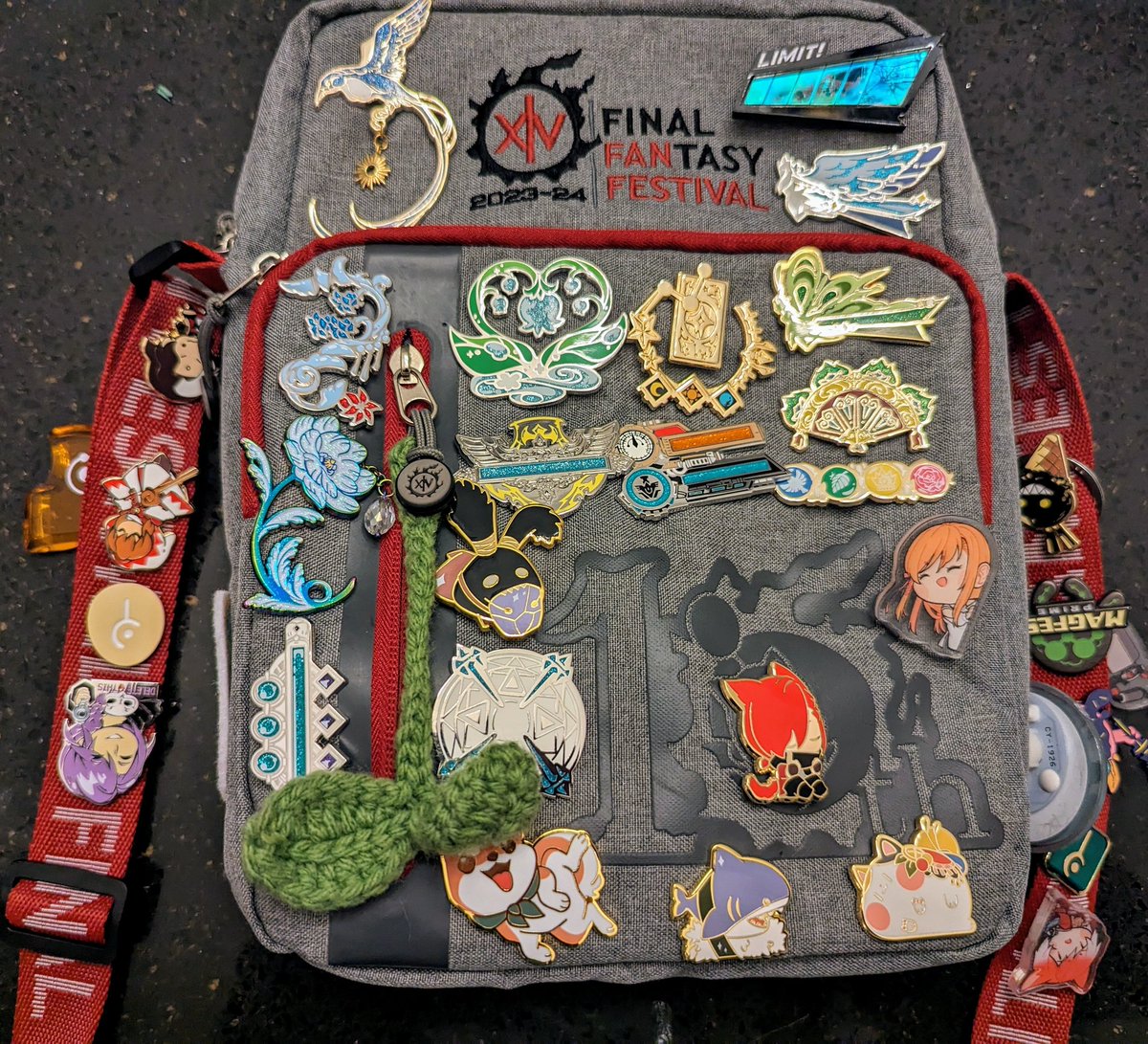 Vokius's tweet photo. Repping FFXIV pins at MagFest. I definitely don't have a problem...
(Pins bought from @letealeaf @BLUandREDwires @whispwill and more) https://t.co/oFTUWHIA6b