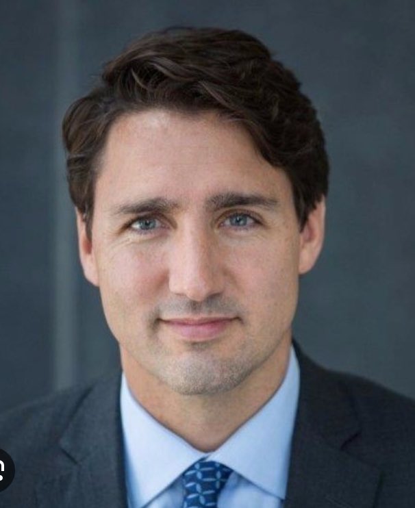 TheTrumpBib's tweet image. #PapawTrump 😮🤣🤣🤣🤣😮

#WhoseYourDaddy 😎