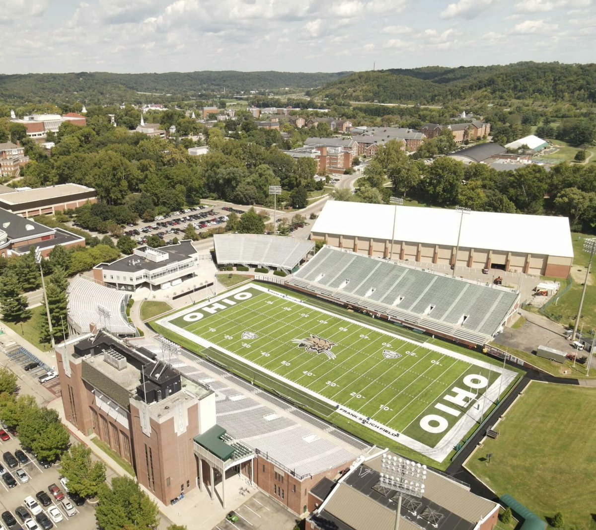 Charlie Christopher (@charlie_chris32) on Twitter photo After a great junior day and conversation with <a href="/CoachFaanes/">Nate Faanes</a> I am grateful to have received my 4th D1 offer to Ohio University!
<a href="/SupeJR/">JR Suppes</a> <a href="/LakeCoachD/">Dan DeGeorge</a> <a href="/ScottTripp18/">Scott Tripp 75</a> <a href="/MohrRecruiting/">Brian Mohr</a> <a href="/AllenTrieu/">Allen Trieu</a> @Rivals_Clint <a href="/ChadSimmons_/">ChadSimmons</a> @SWiltfong247 #OUohyeah After a great junior day and conversation with <a href="/CoachFaanes/">Nate Faanes</a> I am grateful to have received my 4th D1 offer to Ohio University!
<a href="/SupeJR/">JR Suppes</a> <a href="/LakeCoachD/">Dan DeGeorge</a> <a href="/ScottTripp18/">Scott Tripp 75</a> <a href="/MohrRecruiting/">Brian Mohr</a> <a href="/AllenTrieu/">Allen Trieu</a> @Rivals_Clint <a href="/ChadSimmons_/">ChadSimmons</a> @SWiltfong247 #OUohyeah