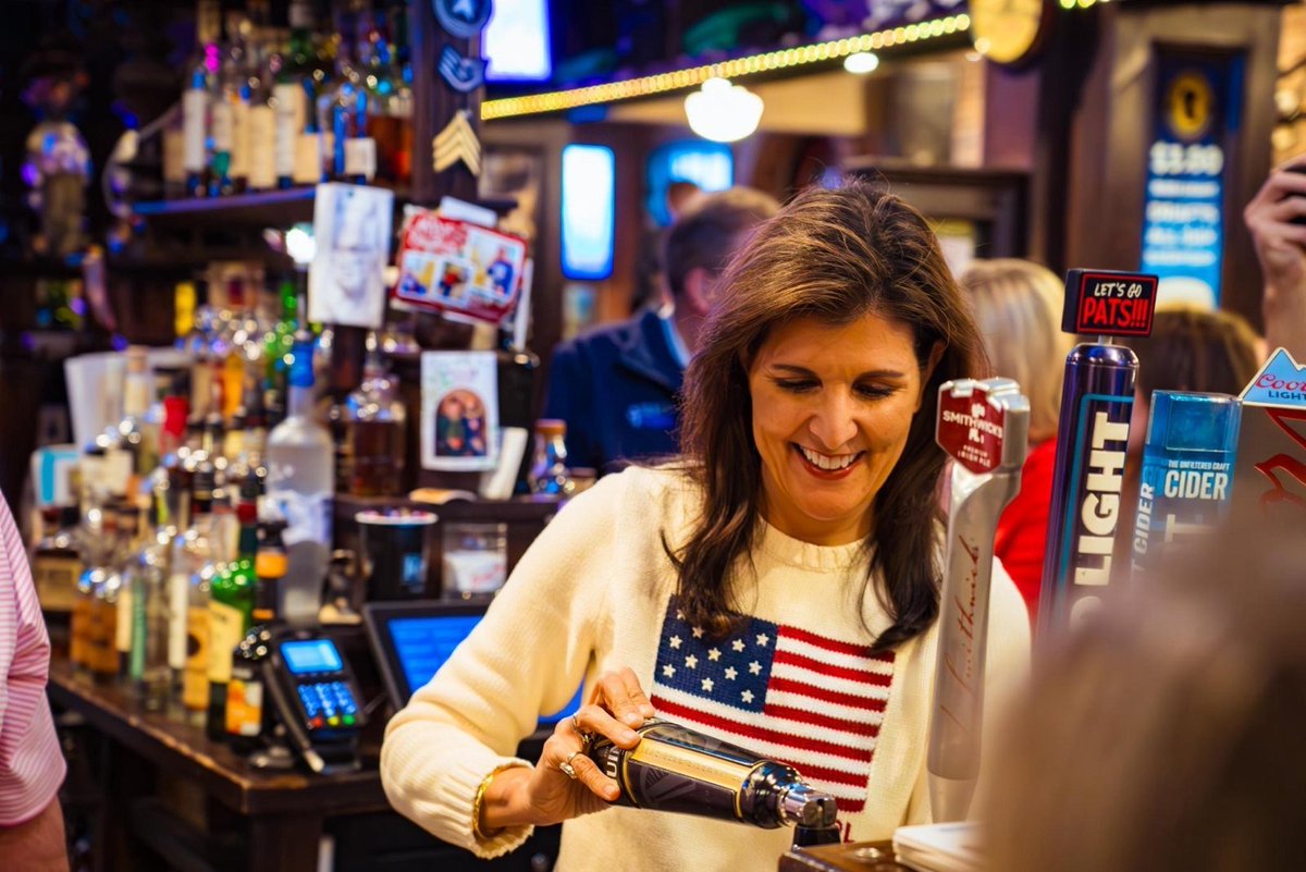 NikkiHaley's tweet image. What a warm welcome at the Peddler’s Daughter! Small businesses like this are the backbone of our economy and the heartbeat of our communities. Thanks for having us!