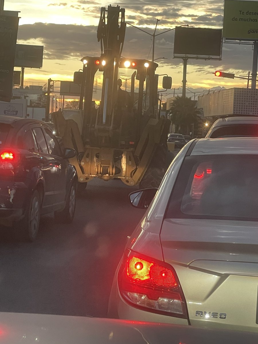 jacaco's tweet image. Solo como duda…
Traerán seguro de responsabilidad civil para transitar por las calles..? @AyuntamientoCLN 
@noticieristas 
@linea_directa