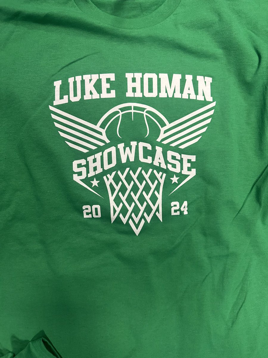 GreendaleHoops's tweet photo. Final: #Panthers 72 West Allis Hale 54 #wisbb

Devin Isaj 38 pts 5 reb
Brandon Harper 10 pts 7 reb 4 steals
Landon Lopez 9 pts
Luke Mattes 5 pts 8 reb

@WisBBYearbook @ny2lasports @PrepHoops_WI https://t.co/zSCnMUb8Rx