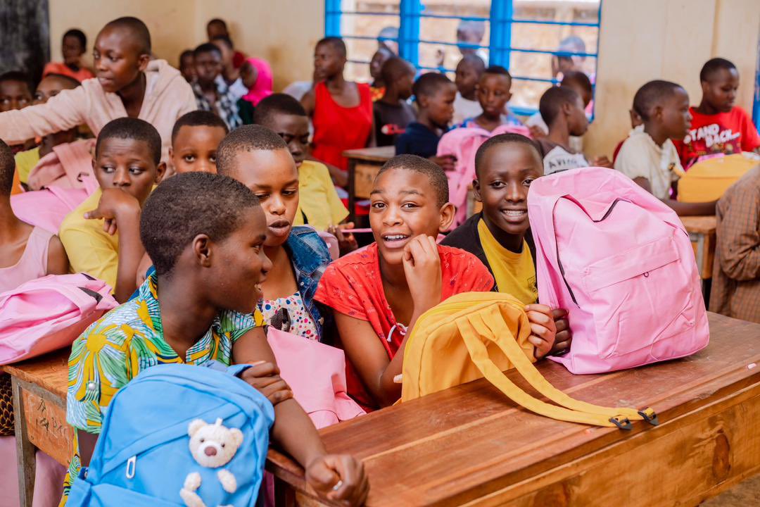 Careandhelp_rw's tweet photo. 2 days of Back to School Giveaway Success! Over 500 students supported with school materials,hygiene supplies, and 3 terms worth of fees. Grateful to our amazing partners and dedicated volunteers. Excited for what lies ahead for our students! #CareAndHelp #EducationMatters https://t.co/G43QPUGb2D