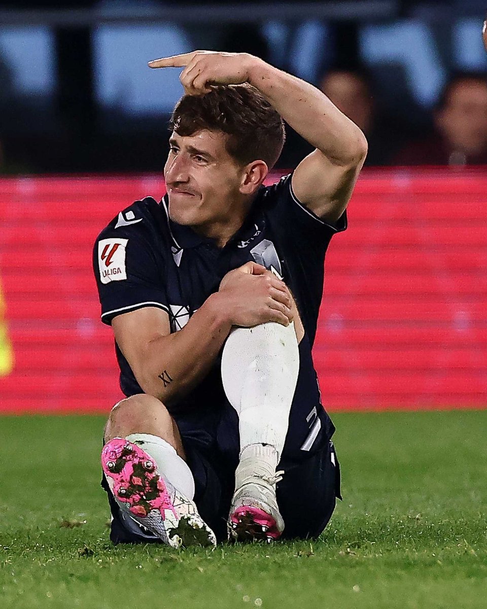 RealSociedad's tweet image. ESTAMOS CONTIGO 🙏

Eutsi @Aihen11!! 💪💪

#CeltaRealSociedad| #WeareReal