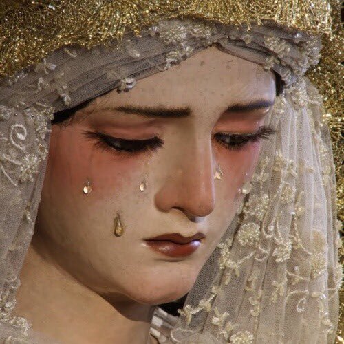 porcel444in's tweet image. catholic art and specially these depictions of the virgin amaze me every time i see them because the pain and sorrow is so intrinsically emotional and detailed