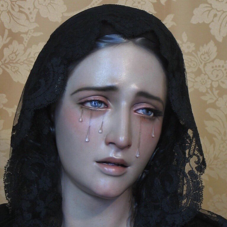 porcel444in's tweet image. catholic art and specially these depictions of the virgin amaze me every time i see them because the pain and sorrow is so intrinsically emotional and detailed