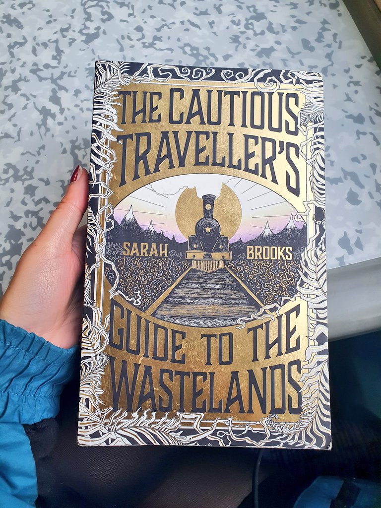 I've been re-reading @Sarah_L_Brooks #TheCautiousTravellers over the past few days, and I can't get it out of my head. So, do forgive me if you find it landing on your doorsteps, sitting in your tote bags, or atop your TBR piles. I just can't help myself 🚂