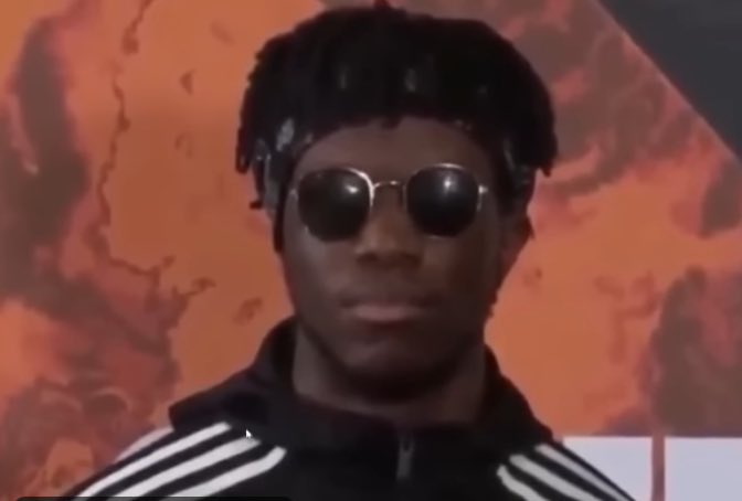 ksinews_'s tweet photo. We need Not KSI vs Not Logan Paul to happen 😭 https://t.co/UVpZlbZeEi