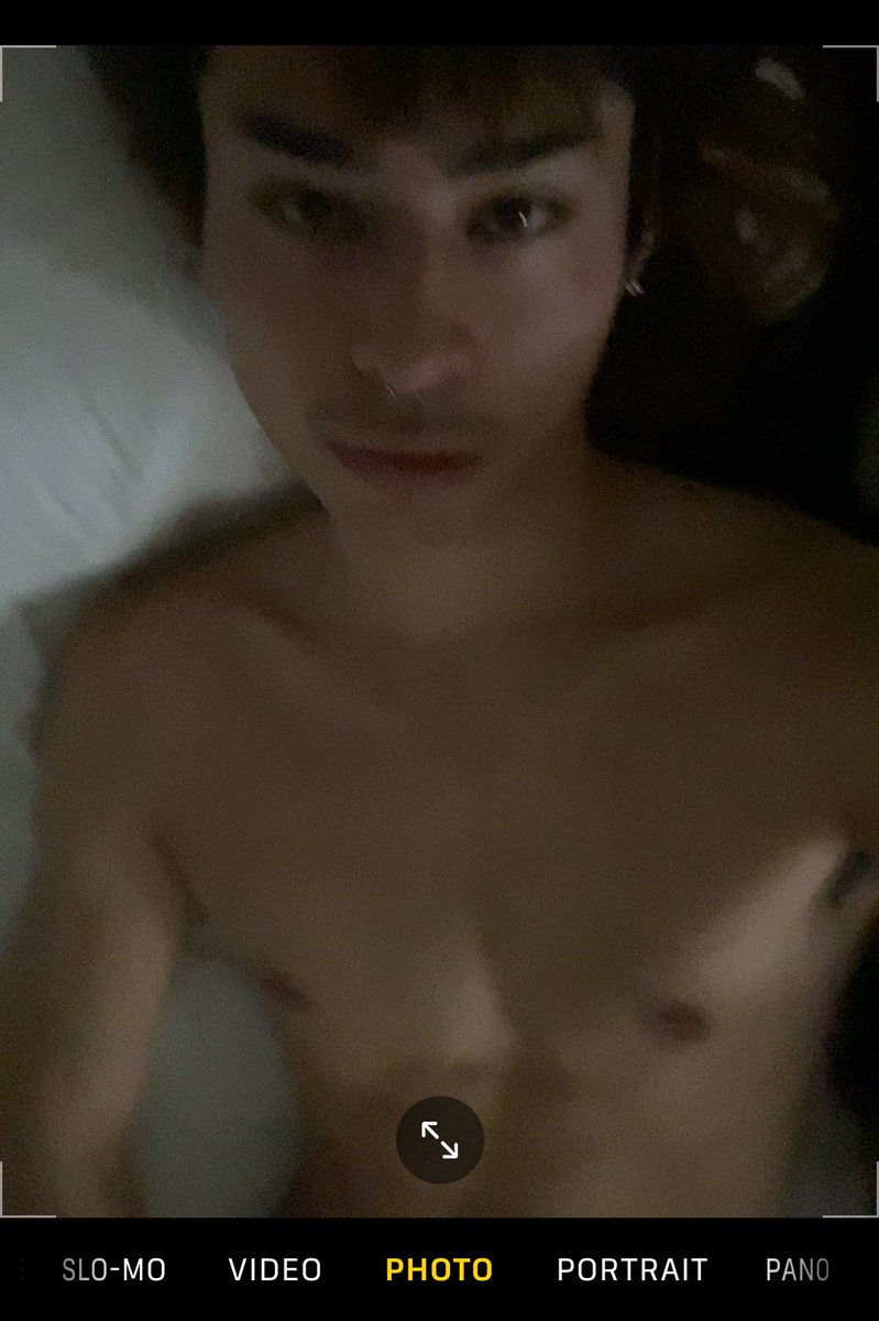 ydenette0's tweet photo. wake up w me https://t.co/CwnFO002BG