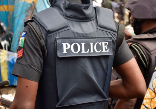 EXCLUSIVE: Nigerian Police Arrest Two Assistant Superintendents For Kidnapping, Impersonation, Extortion Of Millions Of Naira From Victims | Sahara Reporters bit.ly/3SsTWSh