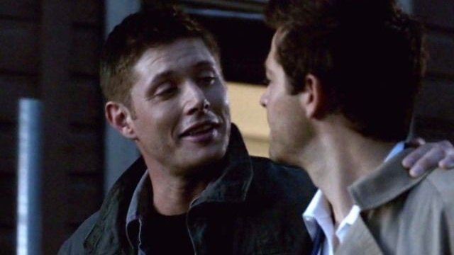 CasIsLoved's tweet photo. A ship is superior when they're not only in love but they're also best friends. When they genuinely enjoy spending time together. https://t.co/HdEVaRzUCS
