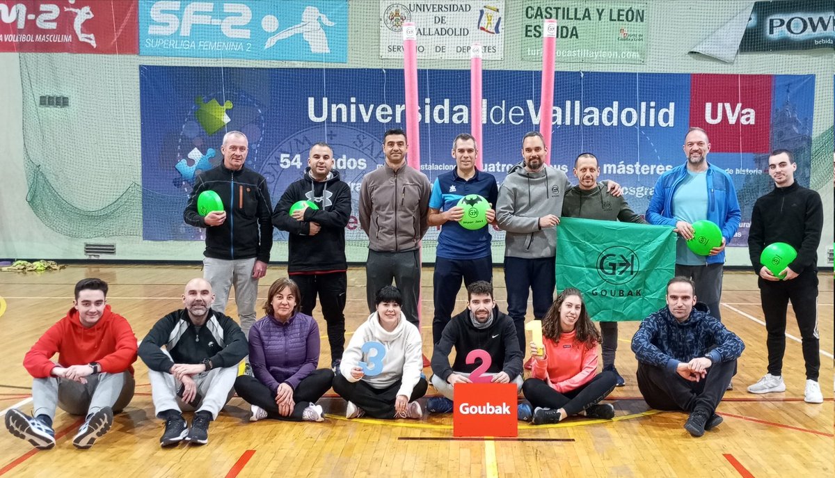 Jornada de formación junto a @Jav_Fra_Gar 👉🏻Gracias a @colefcyl por darnos la oportunidad de acercar el @goubak_sport a #Valladolid Profesorado muy implicado compartiendo tiempo con nosotros, así todo es mas fácil 😉🤝🏻